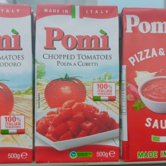 

Pomi tomato polpa cube Chopped tomatos sauce saus tomat 500ml