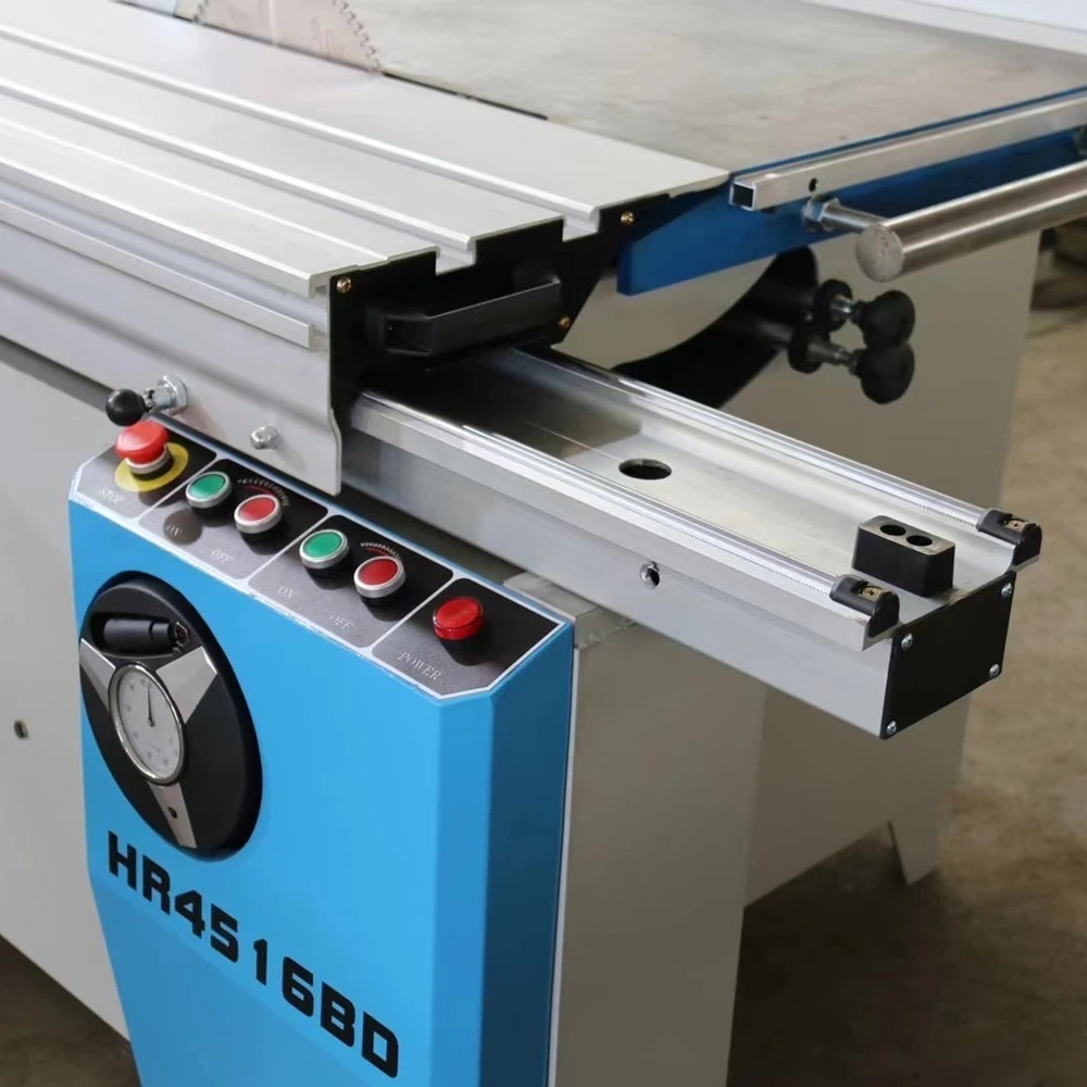 1600MM Woodworking cutting precision table panel saw machine sliding table saw for sale MJ-6116 45 a