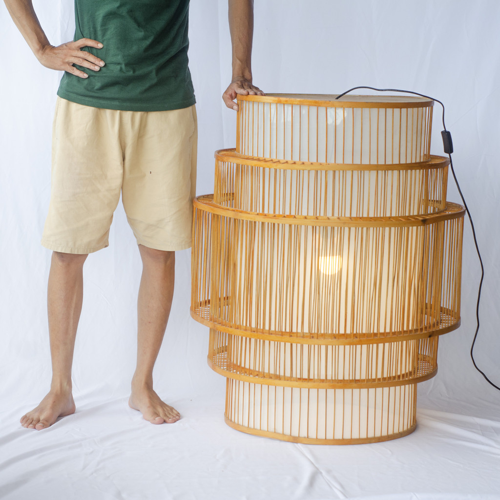 Lampu gantung Bambu / Lampu hias bambu ukuran besar