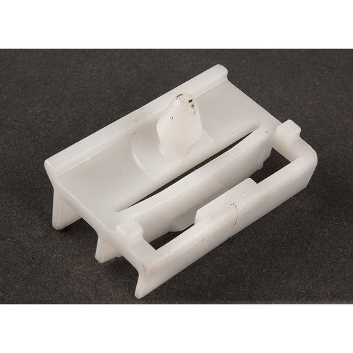 klip side skirt bmw e36 e34 ( bawah pintu )