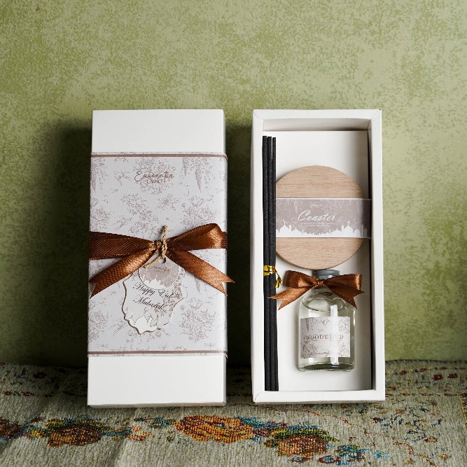 EID Hampers / Parcel Lebaran / Souvenir Lebaran Murah Reed Diffuser by Euscentia.living