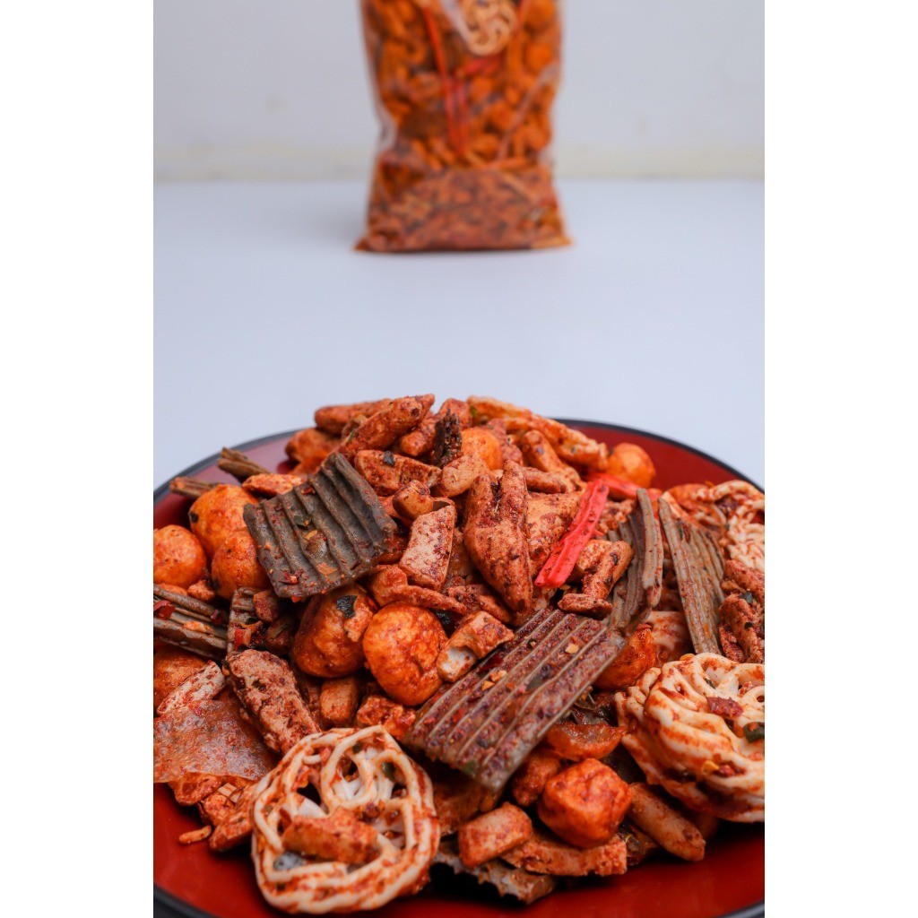 

1KG Seblak Kerupuk Kering Campur/Mix Kerupuk Jengkol/Beton/Pedo/Basreng/Sebring Kerupuk Bawang