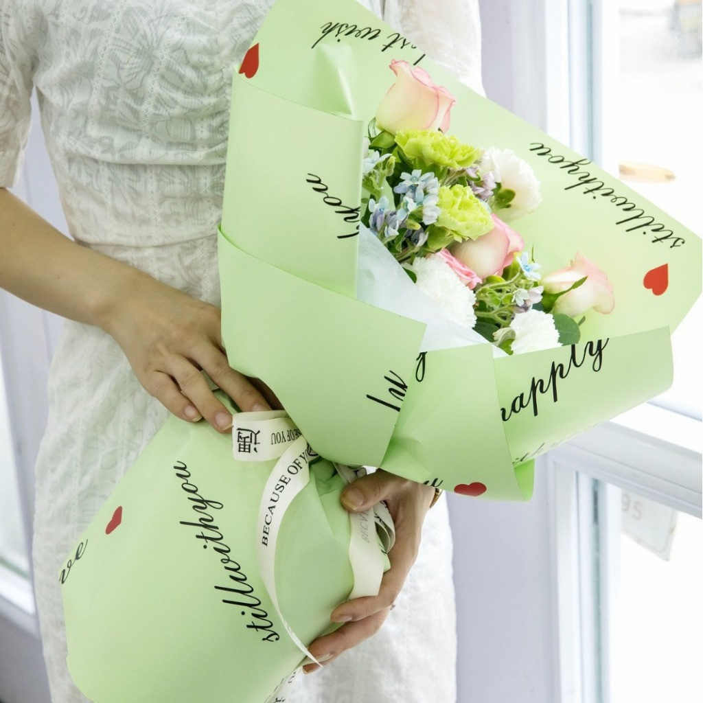 

Kertas Buket Bunga Cellophane Flower Wrapping Paper Bouquet Bunga Dekorasi Pesta Florist KB090