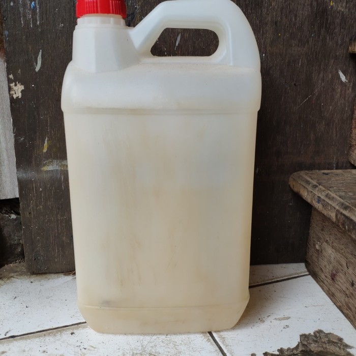 jerigen / wadah thinner 5liter