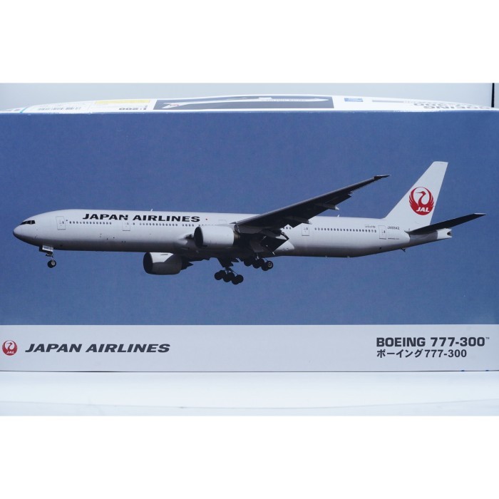 Plastic Models Kit JAL Boeing 777-300 Japan Airlines Boeing Model Scale 1:200 Diecast Pajangan Maina