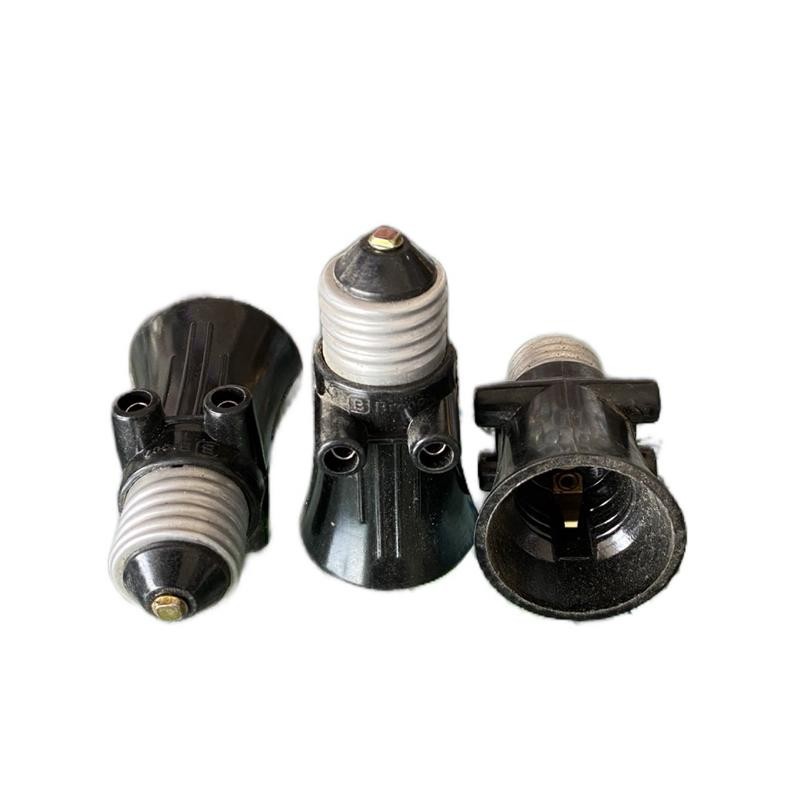 Broco Fitting Kombinasi 226 E27 / Fitting Lampu + Colokan