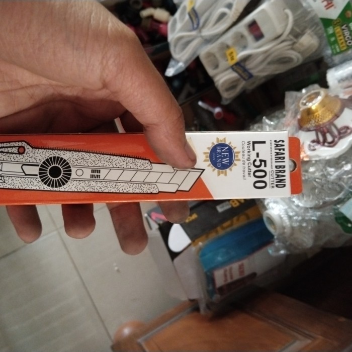 

cutter safari brand L-500 pemotong kertas