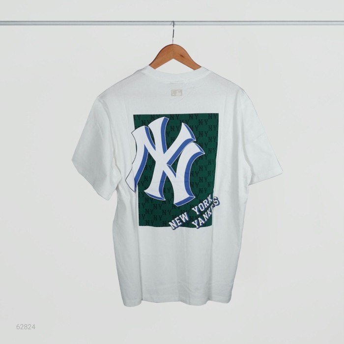 Tshirt MLB NY New York New Yankees Mono 3D Green Box White