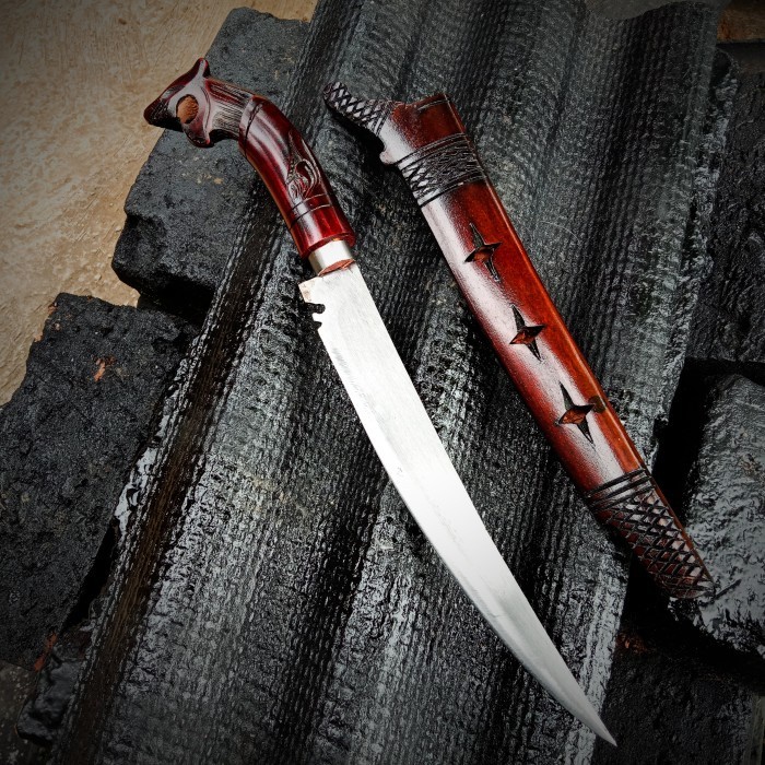 Pisau Ukir Artistik – Perkakas Kayu untuk Pemahat & Seniman