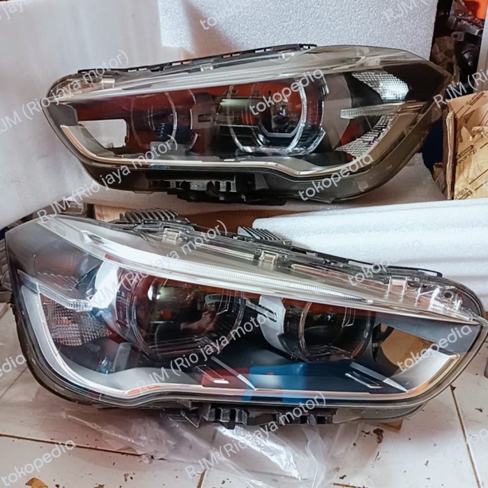 HEADLAMP LAMPU DEPAN BMW X-1 BMW X1 - kiri