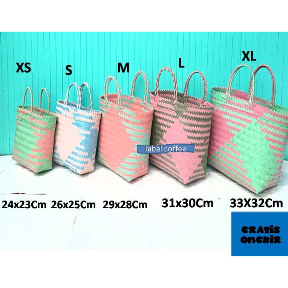 Tas Anyaman Plastik Jumbo Ukuran 31 X 30 Cm / Tas Anyaman Plastik Kotak Murah