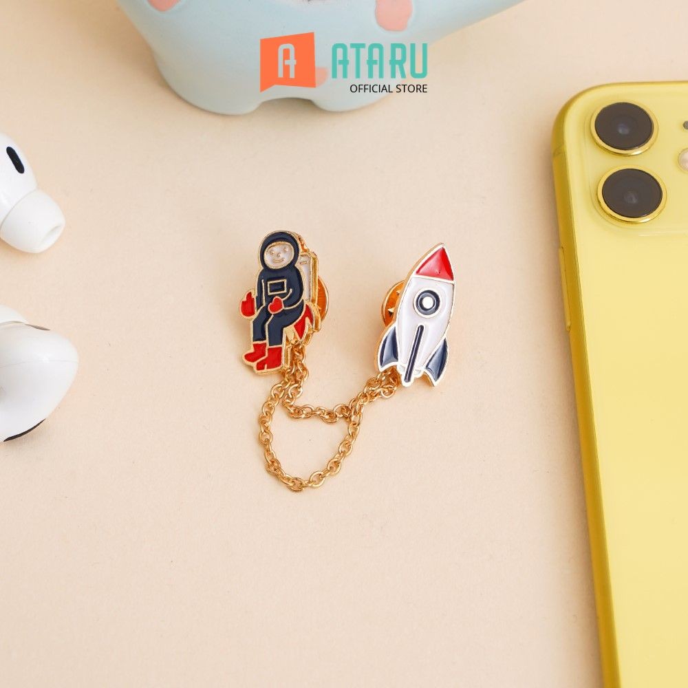 Ataru Fashion Pin Enamel Chain Astronaut Bros Pin Lucu Aksesoris Hiasan Baju Tas Topi Brooch Accesso