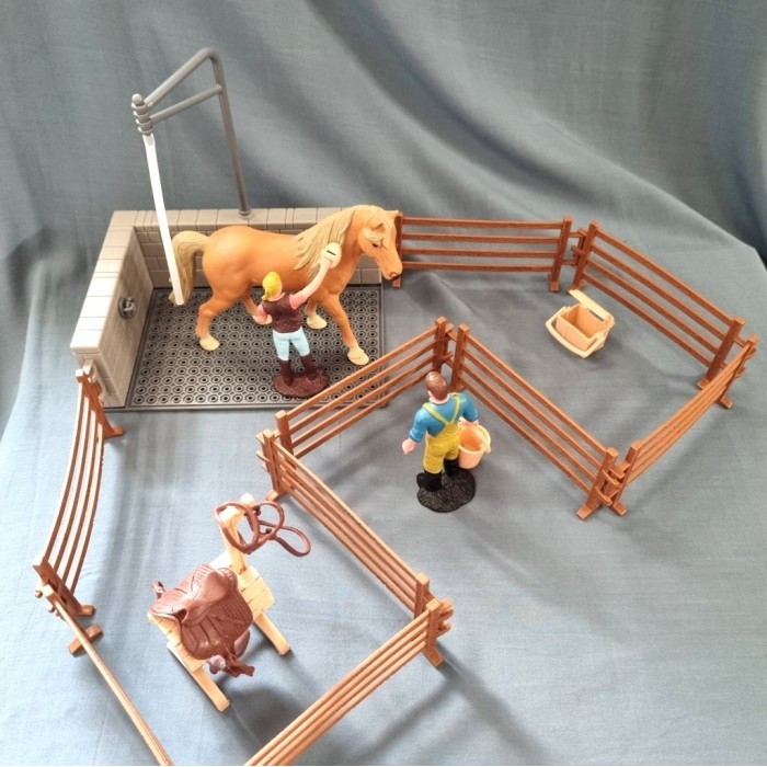 ✔Q.LnS✔ - SALE Miniatur kandang mandi kuda pagar PVC mainan diorama toys photography