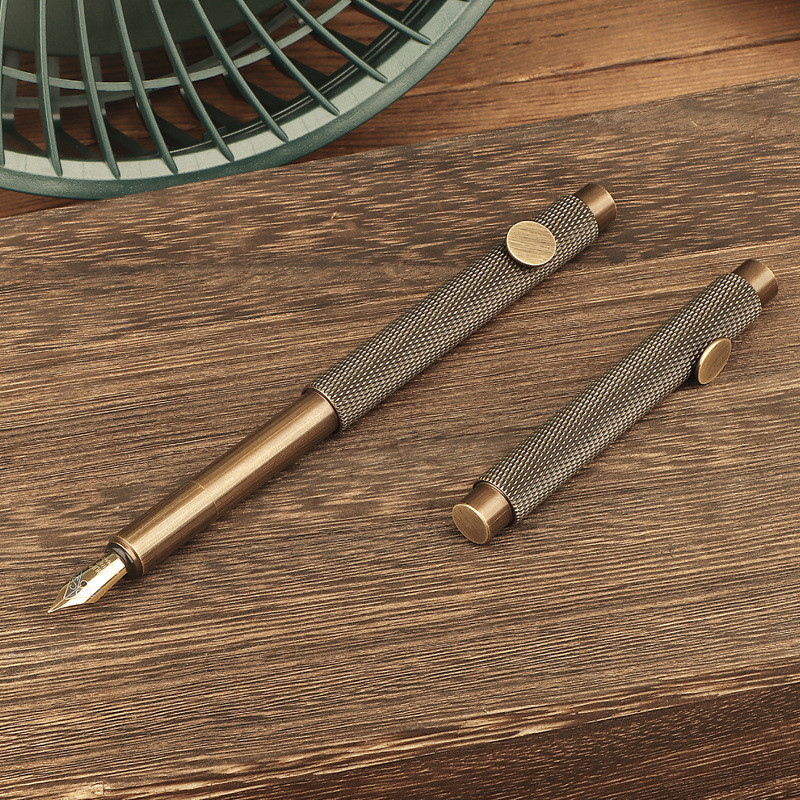 

Vintage Brass Mini Pocket Portable Fountain Pen Metal 0.5mm Creative Short Student Handwriting Artist Writing Pens Office Supply