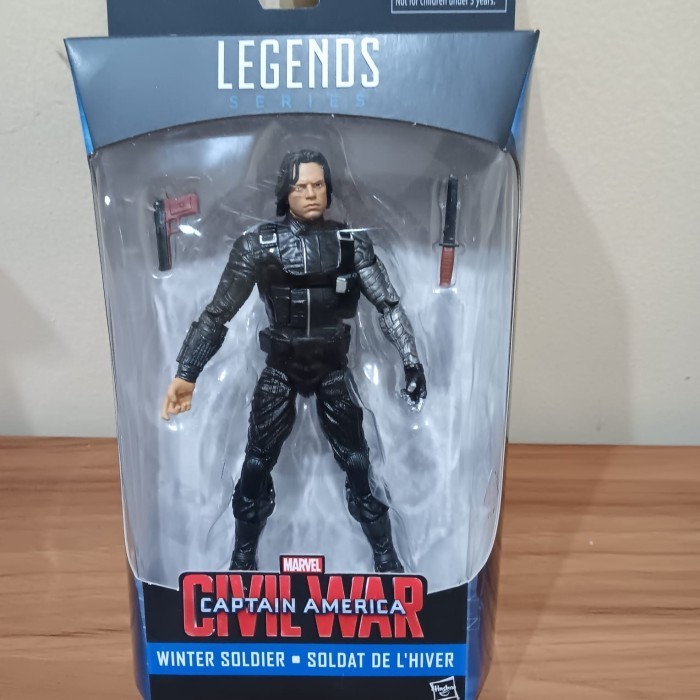 HASBRO Figure Marvel Legends Series Winter Soldier  BUCKY Civil  War
