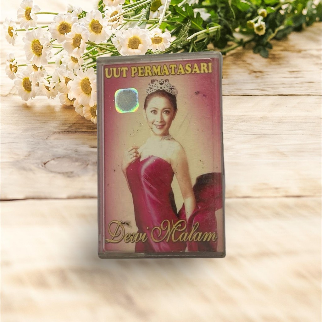 kaset Pita - Uut Permatasari - Dewi Malam