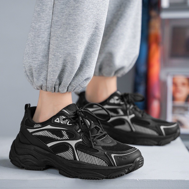 Sepatu Sneakers Pria Sepatu Olahraga Sepatu Sekolah Pria LV0663