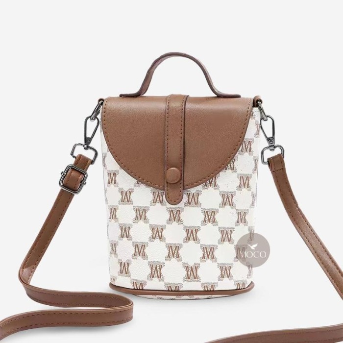 ✨W.H.Sw✨ - DISKON MOCO Fashion Tas HP Sling Bag Wanita Dompet Muat Phone Tali Lucu Korean Style A19M