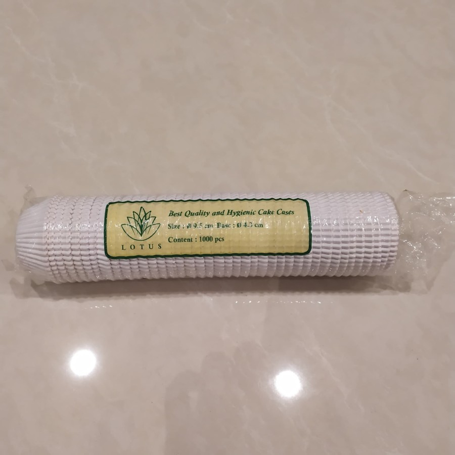 

Paper Cup Case Lotus / Kertas Kue White Ukuran 9.5 cm isi 1000pcs
