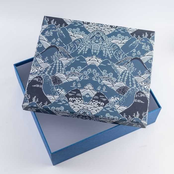 

UCHII Exclusive Gift Box Wrap | Kotak Hadiah Bungkus Kado Japan Design
