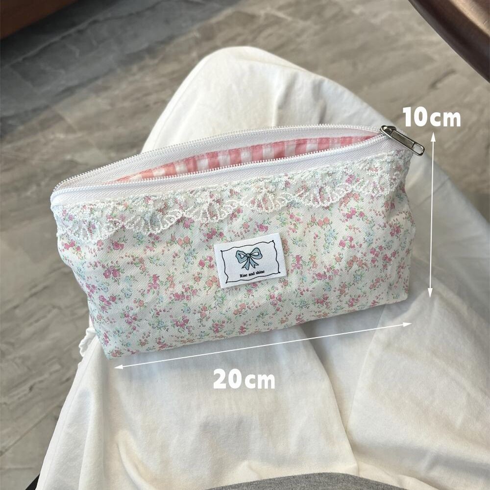 

Fresh Lace Floral Design Pen Bag Large Capacity Multifunctional Stationery Bag Pencil Case Gift