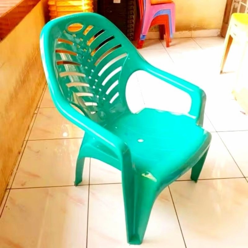 kursi napolly plastik 909 kursi santai