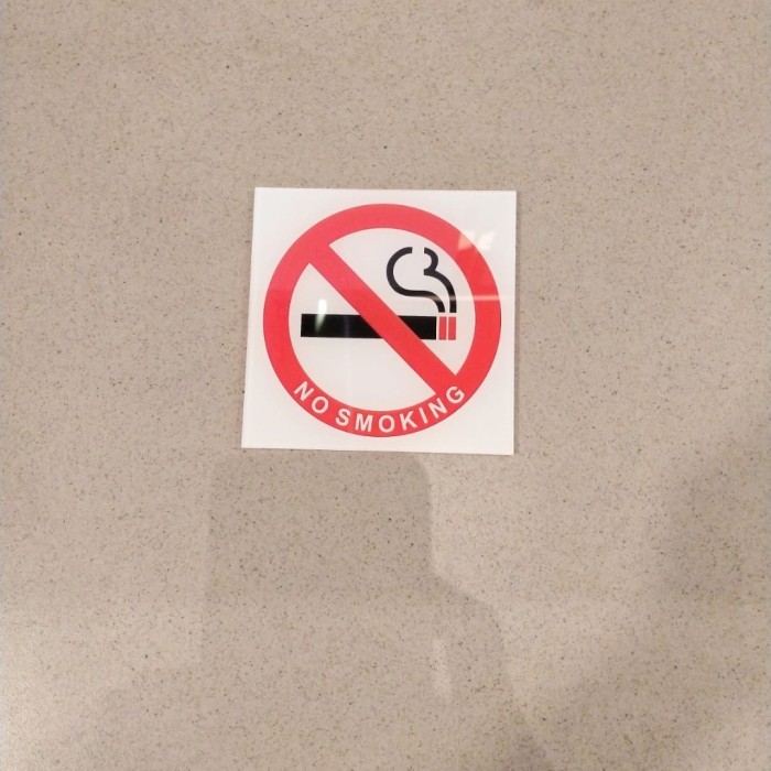 

AKRILIK SIGN DILARANG MROKOK UKURAN 10 X10 CM
