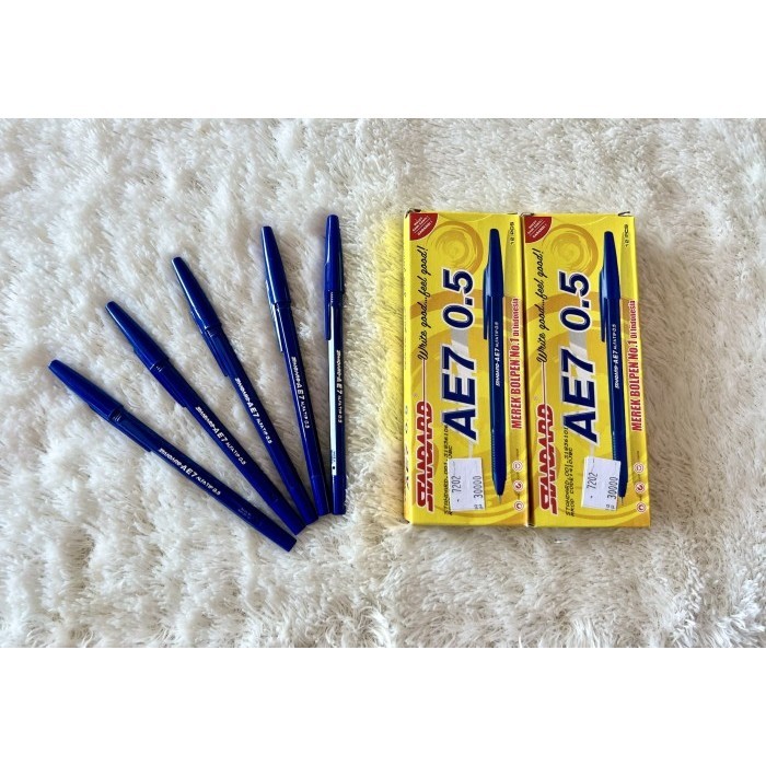 

PEN STANDARD AE7 0,5 BIRU