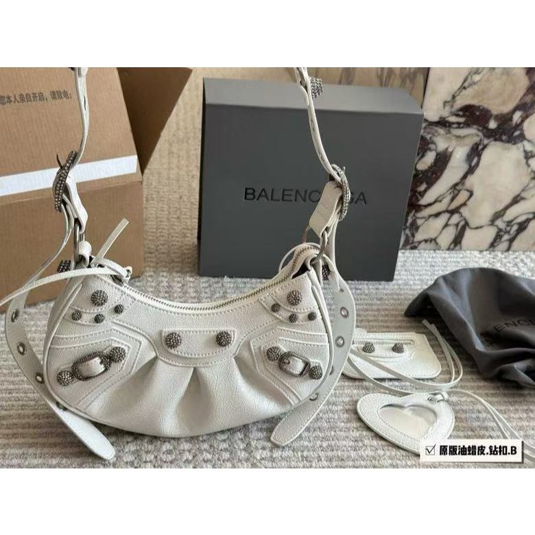 B@LENCI@G@ Le Cagole Half Moon Underarm Dumpling Bun