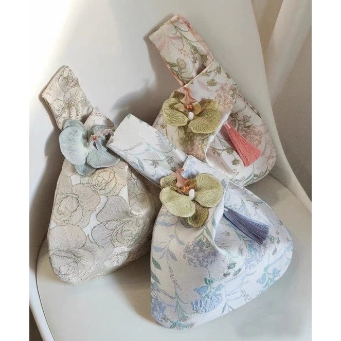 

HAFKAMSHOP Pouch Hampers Gift Bag Natal Imlek Lebaran Premium Tas Kantong Bingkisan