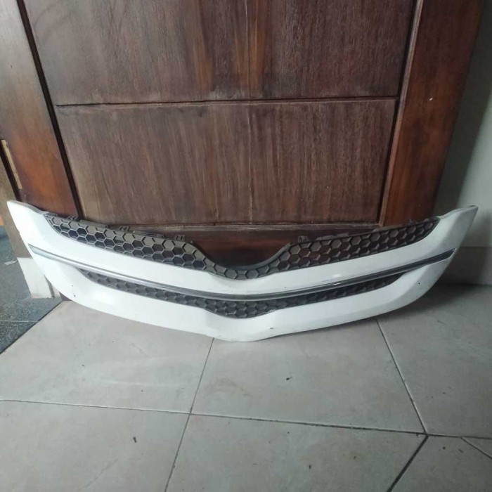 Grille Grill Toyota Vios Gen 2