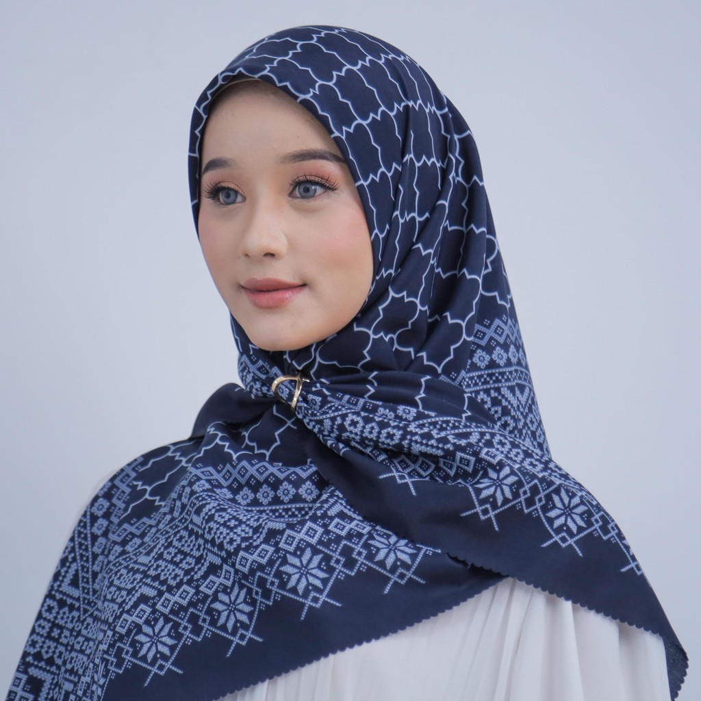 Delmoon Hijab Voal Motif Premium RS-106402 Navy - Jilbab Segi Empat Motif Printing Elegan & Adem