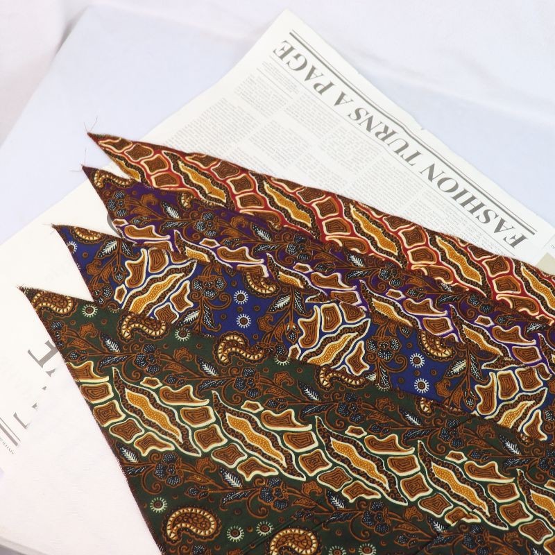 Slayer Batik Jawa Kotak dan segitiga / Bandana Batik / Slayer