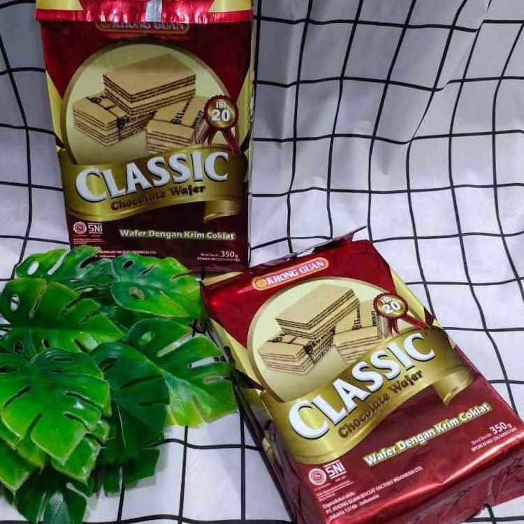 

Khong Guan Classic 350 gram / KHONG GUAN CLASSIC CHOCOLATE WAFER 350 GR