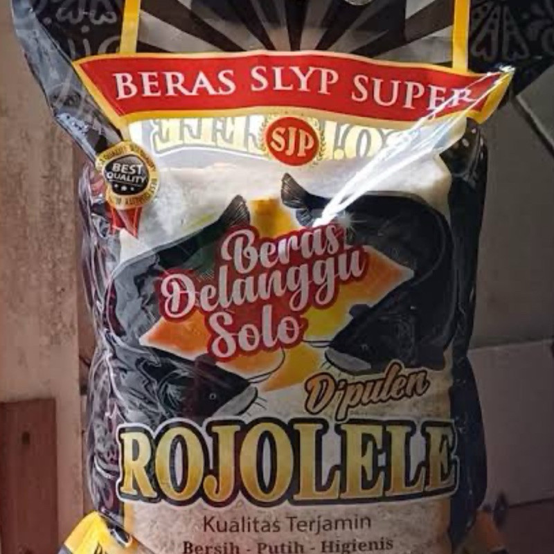 

Beras rojolele 5L kemasan hitam