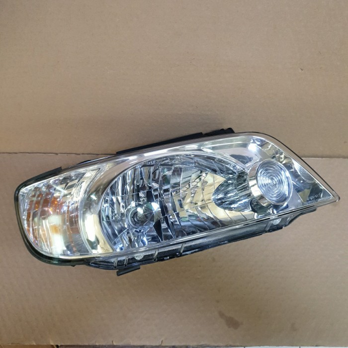 Headlamp Lampu Depan Hyundai Matrix Original LooseBox 95% Berkualitas