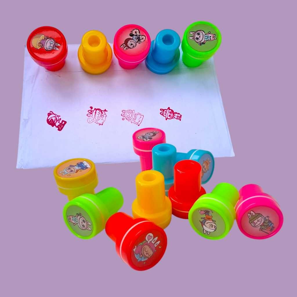 

Mainan anak STAMPEL LABUBU SET isi 10 / stempel labubu set / setempel labubu anak