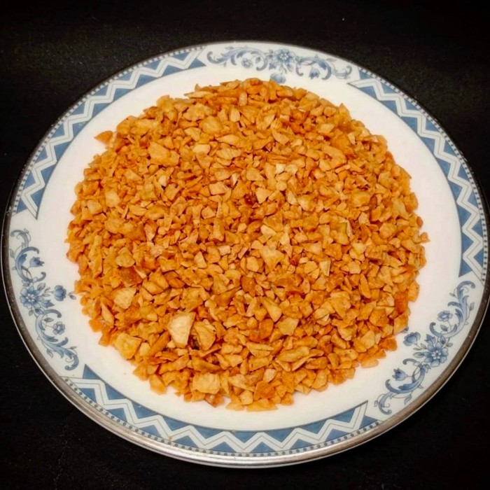 

Bawang putih goreng 125gr / fried Garlic