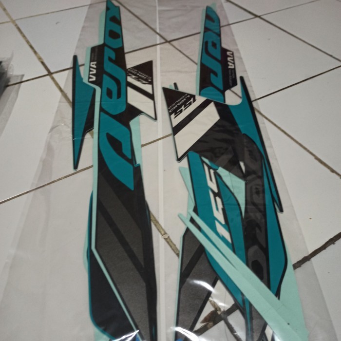 Striping Stiker yamaha Aerox connected matte black cyan 2021