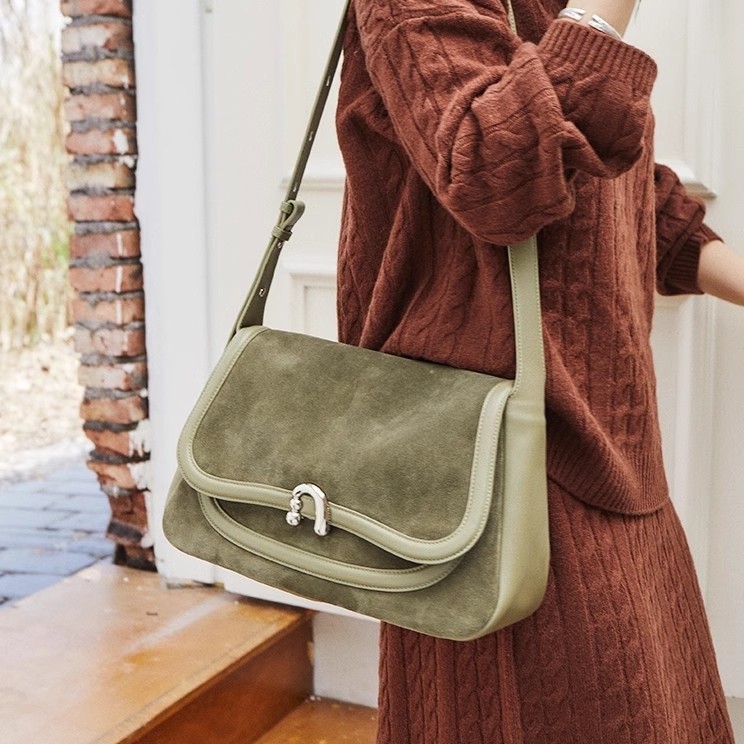 Amazing Song Cocoa Bag Large Capacity Autumn Winter Retro Commuter One Shoulder Crossbody Bag