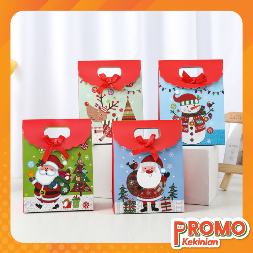 

Promo Kekinian - 6470 Tas Kertas Santa Christmas / Paper Bag Souvenir Natal Unik