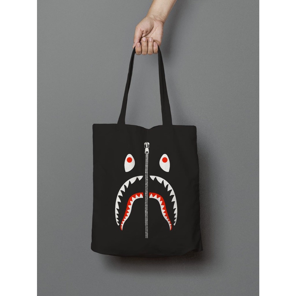 TOTEBAG Terbaru KANVAS Pria Dan Wanita TAS TOTE BAG Bisa Dipakai Sekolah - BAPE dan Coffee Break