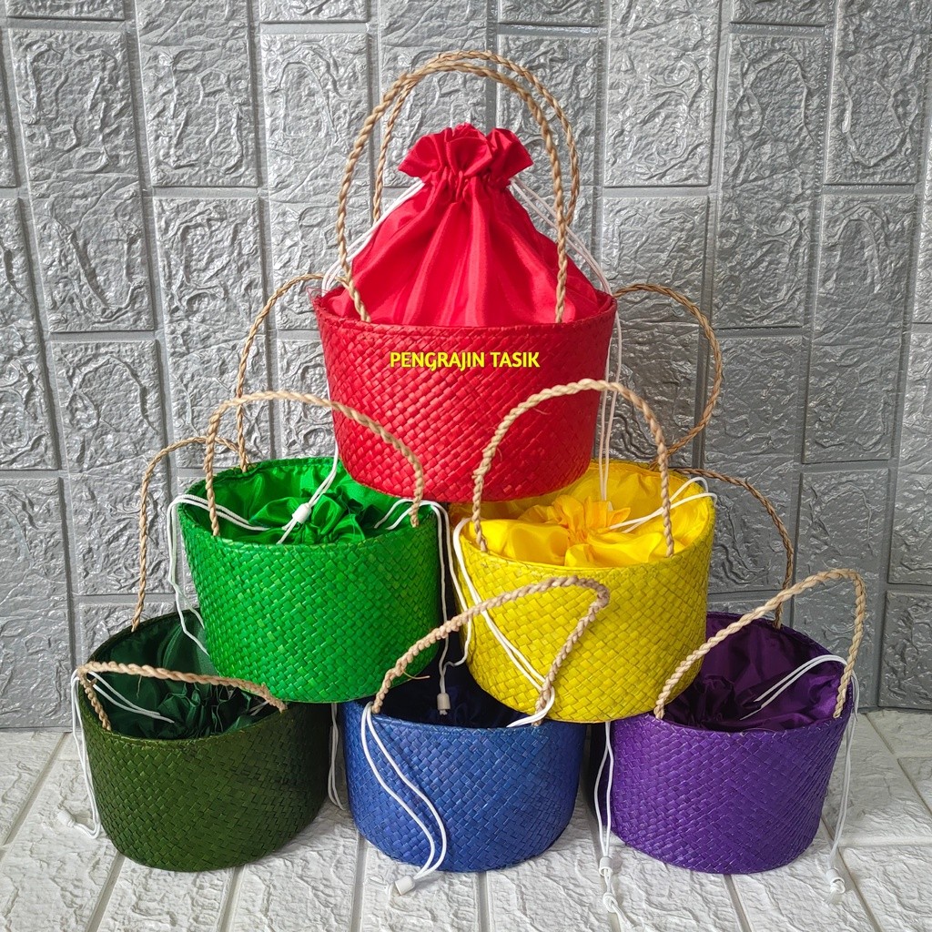 

PUJEGANSHOP Keranjang Hampers Untuk 1 Toples Tas Parcel Anyaman Pandan Kotak Hampers Murah Box Parcel Hantaran Keranjang Parcel Lebaran Tas Hampers Ulang Tahun Kotak Parcel Seserahan Box Hampers