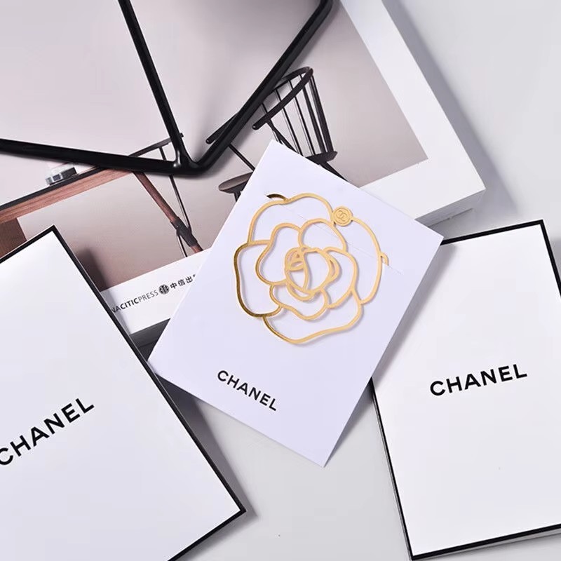 

Brand New Authentic Metal Bookmark Camellia Metal Gold Bookplate DIY Decoration VIP BEAUTY GIFT