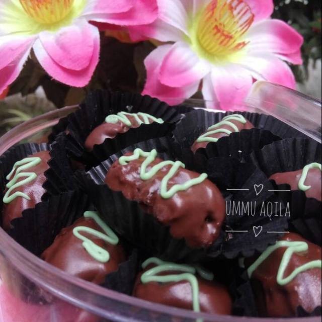 

Cokelat Kurma Istimewa