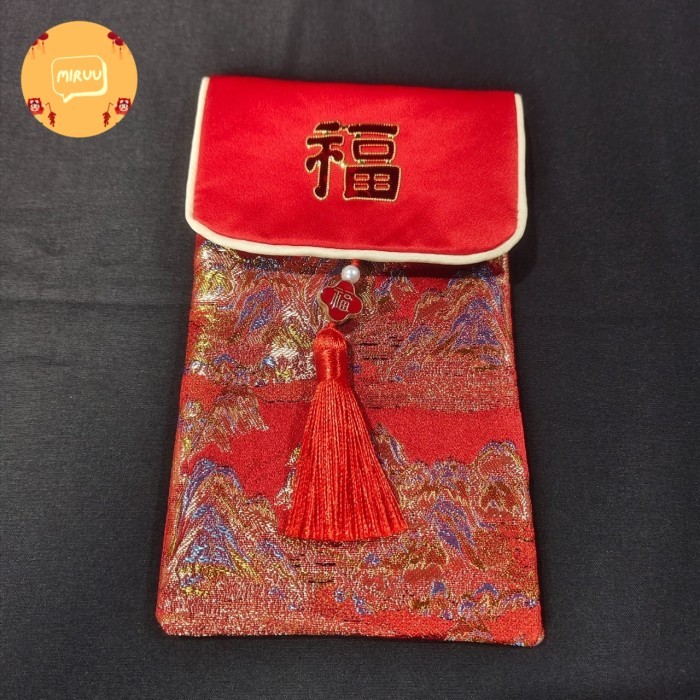 

Angpao angpau kain imlek shuangxi terbaru CNY motif fuk fu hoki premium high quality dengan magnet dan tassel - Potrait 4