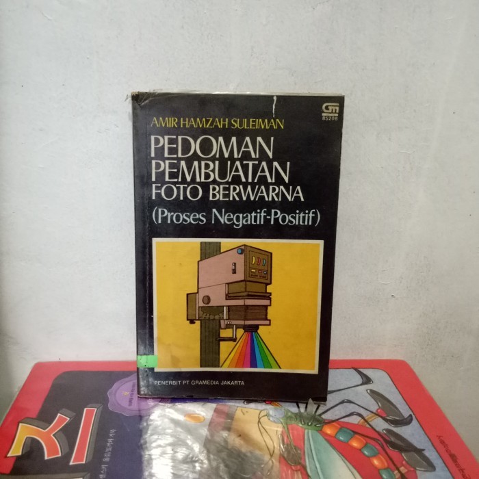 Ori Buku Pedoman Pembuatan Foto Berwarna Proses Negatif Positif Amir