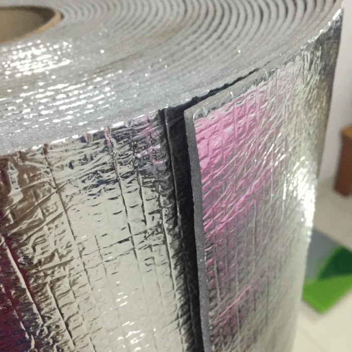 ALUMINIUM FOIL FOAM 4MM PEREDAM PANAS SUARA ATAP ROLL 25 METER