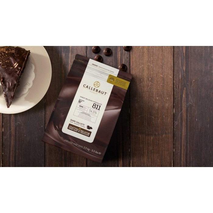 

Callebaut 811 NV Dark Chocolate Couverture 2,5kg 54.5% 2.5kg - 1kg