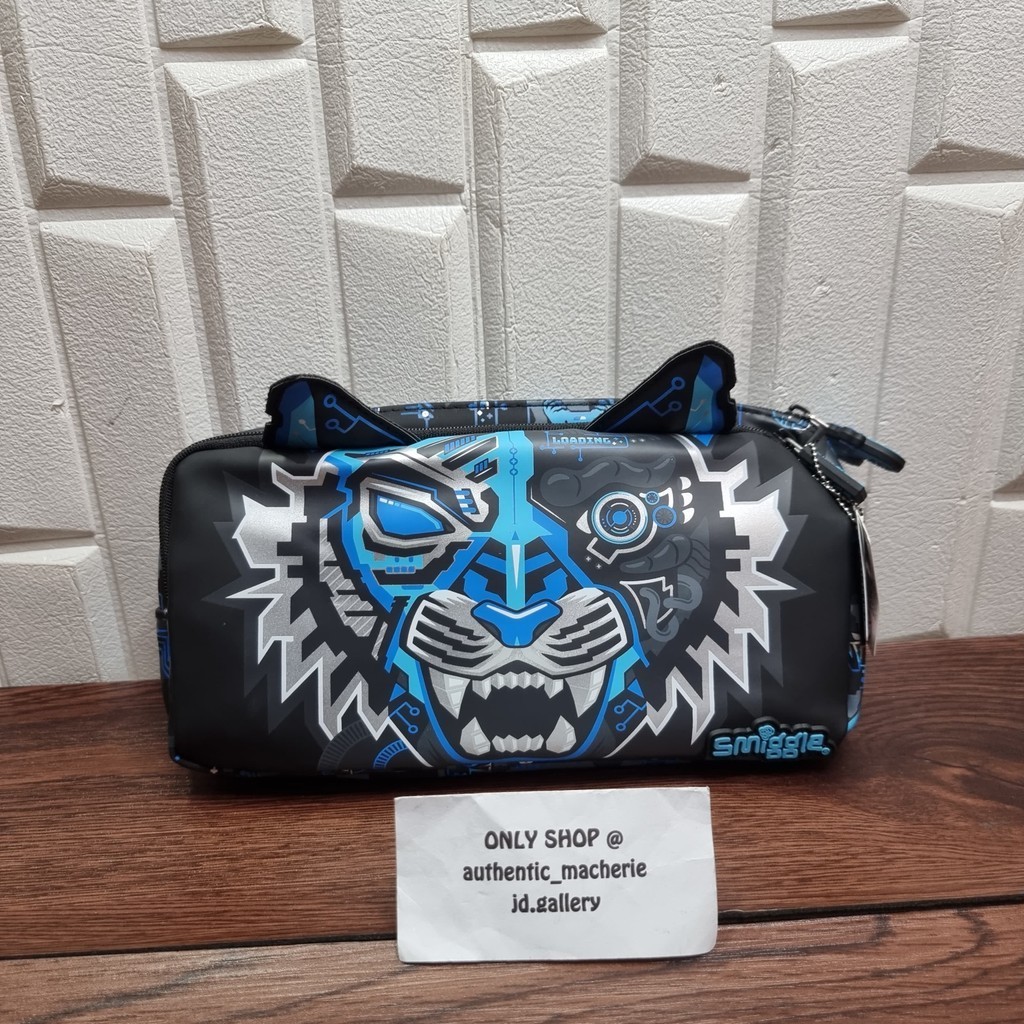 

ORIGINAL SALE 70% PENCIL CASE POCKET CHTR HI THERE 440160 COL 03